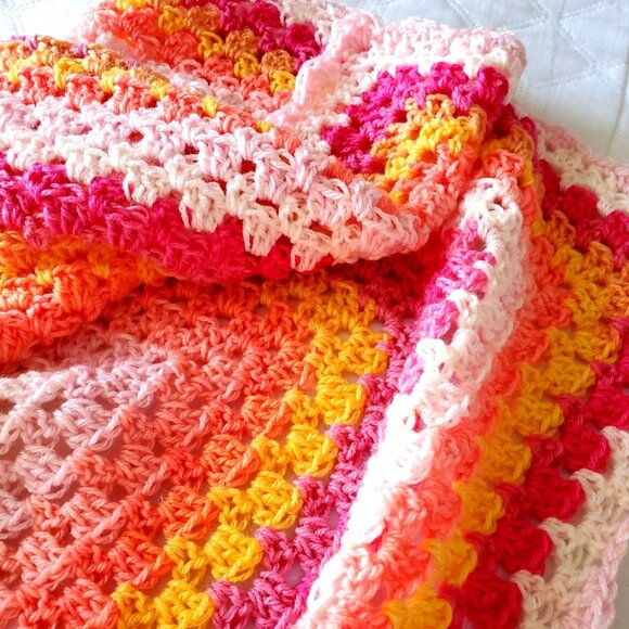 Crochet BABY BLANKET AFGHAN GRANNY SQUARE 29"x 29" PINK YELLOW ORANGE WHITE - Picture 6 of 11